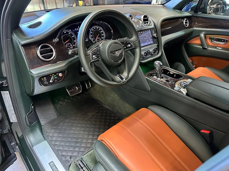2019 Bentley Bentayga - Image 10 of 20