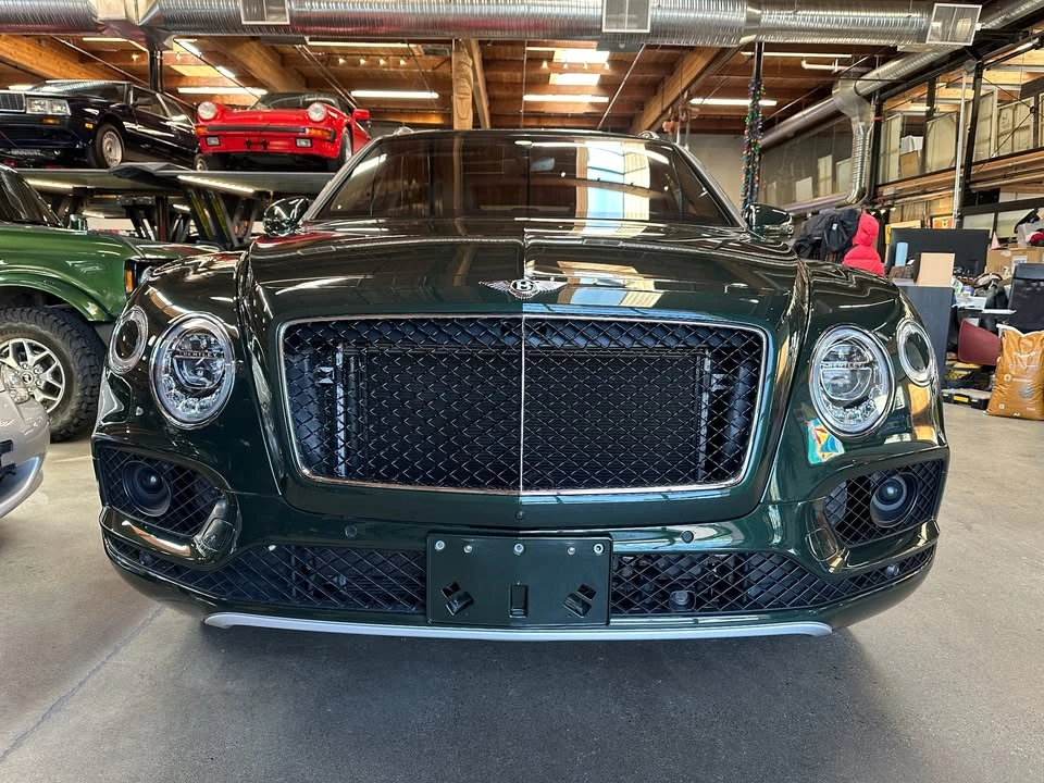 2019 Bentley Bentayga - Image 2 of 20
