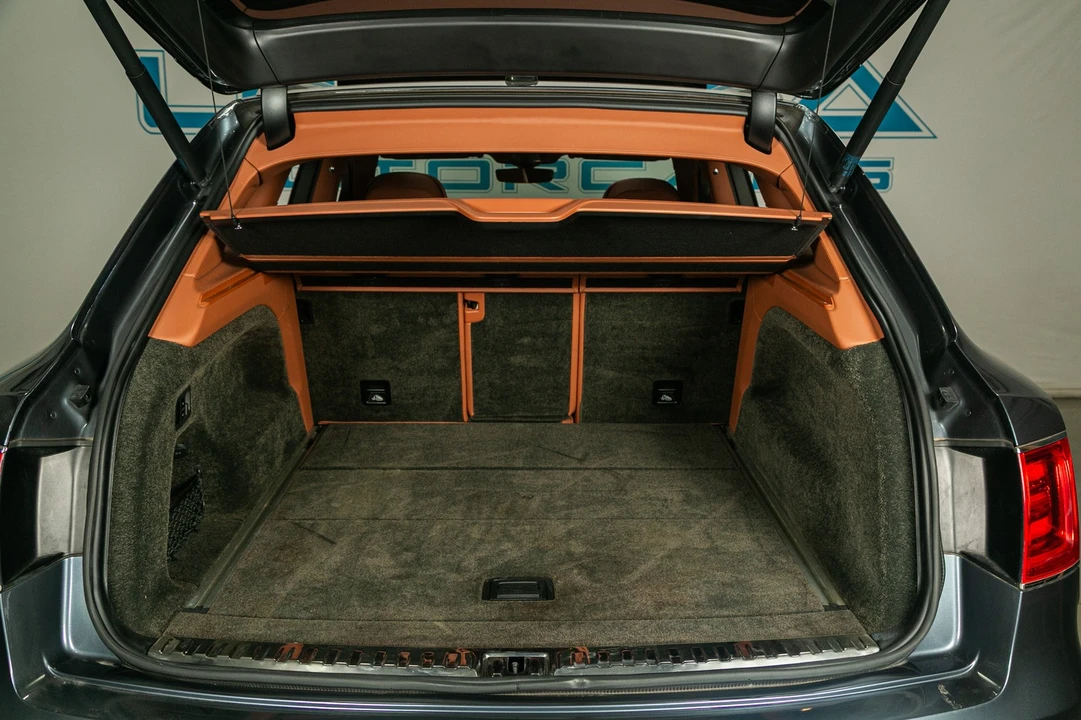 2019 Bentley Bentayga - Image 20 of 31