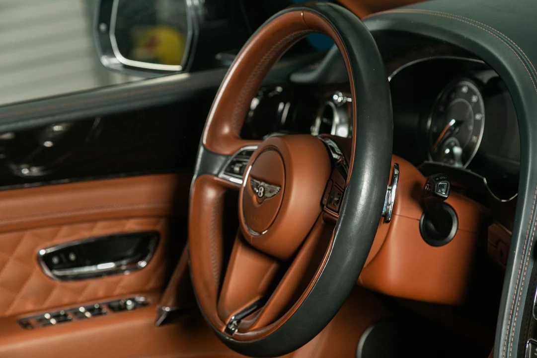 2019 Bentley Bentayga - Image 24 of 31