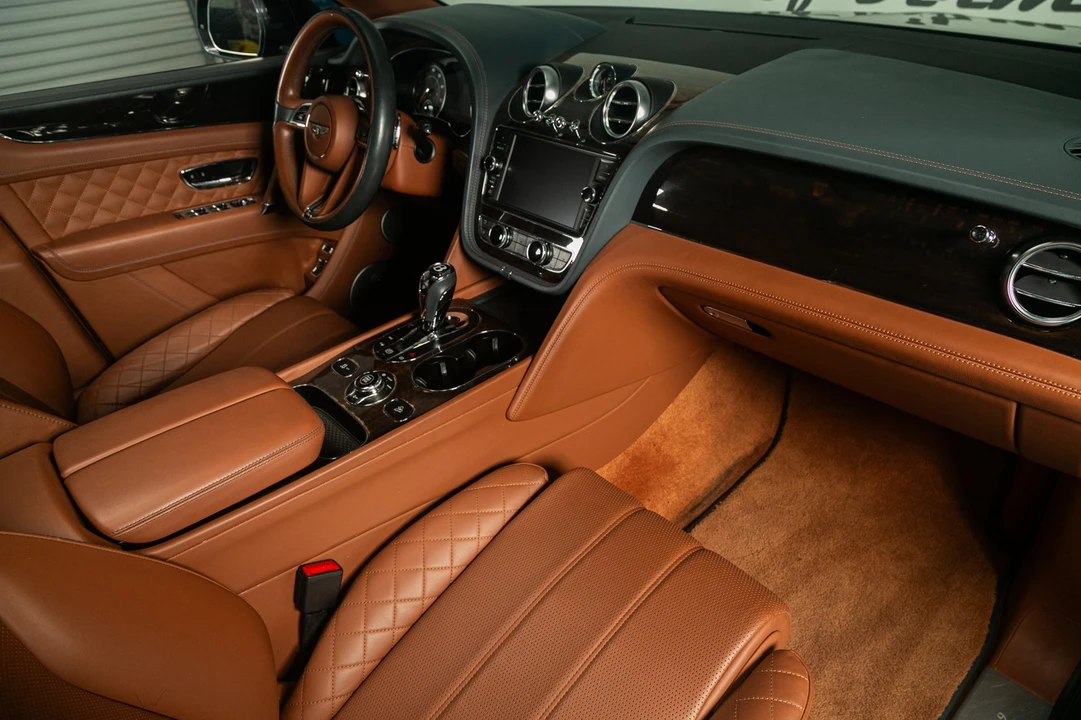 2019 Bentley Bentayga - Image 23 of 31