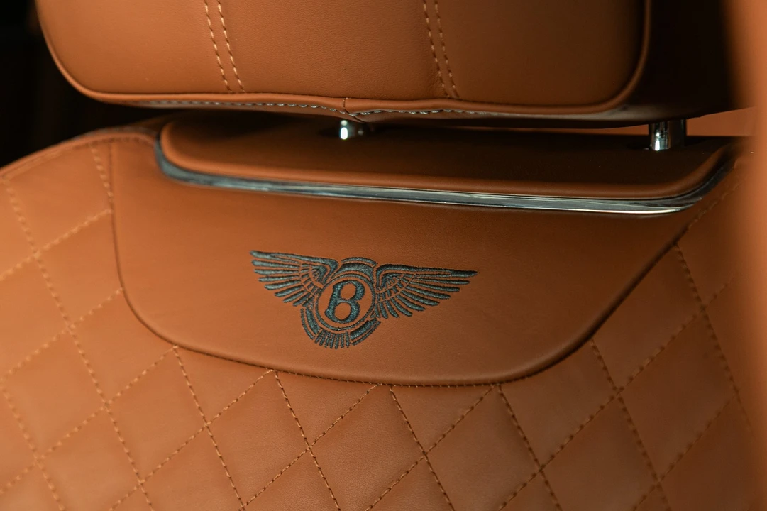 2019 Bentley Bentayga - Image 6 of 31