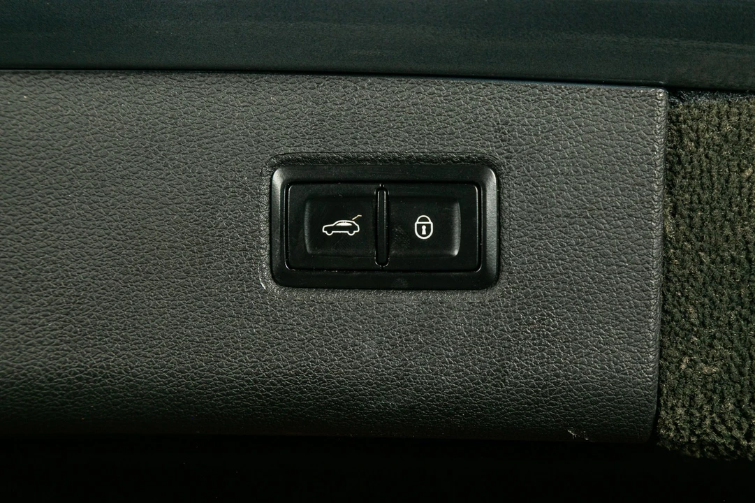 2019 Bentley Bentayga - Image 21 of 31