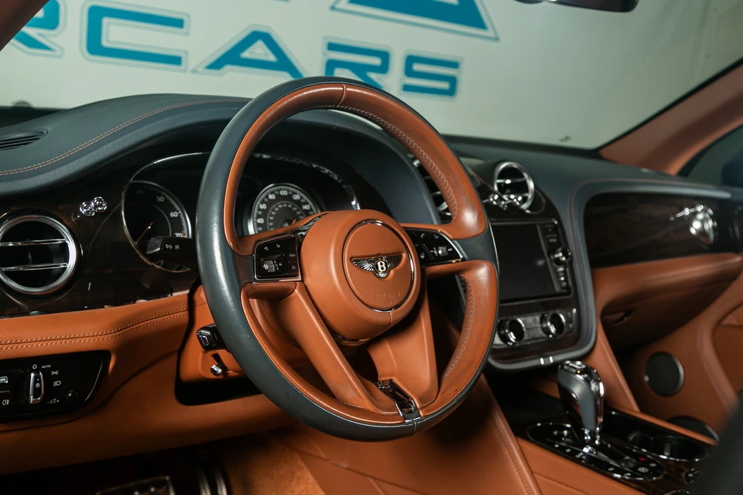 2019 Bentley Bentayga - Image 26 of 31