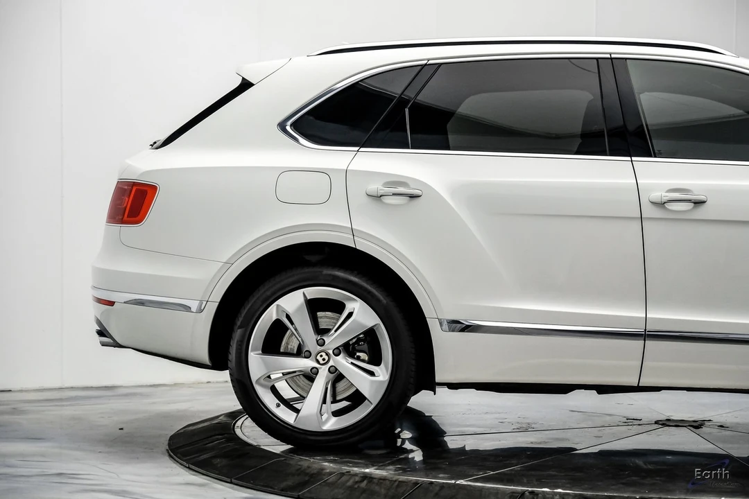 2019 Bentley Bentayga - Image 20 of 21