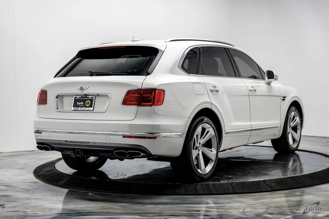 2019 Bentley Bentayga - Image 16 of 21