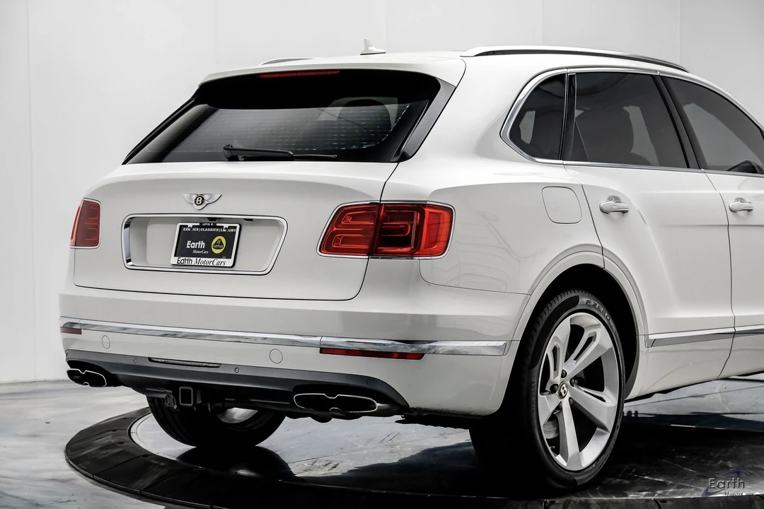 2019 Bentley Bentayga - Image 17 of 21