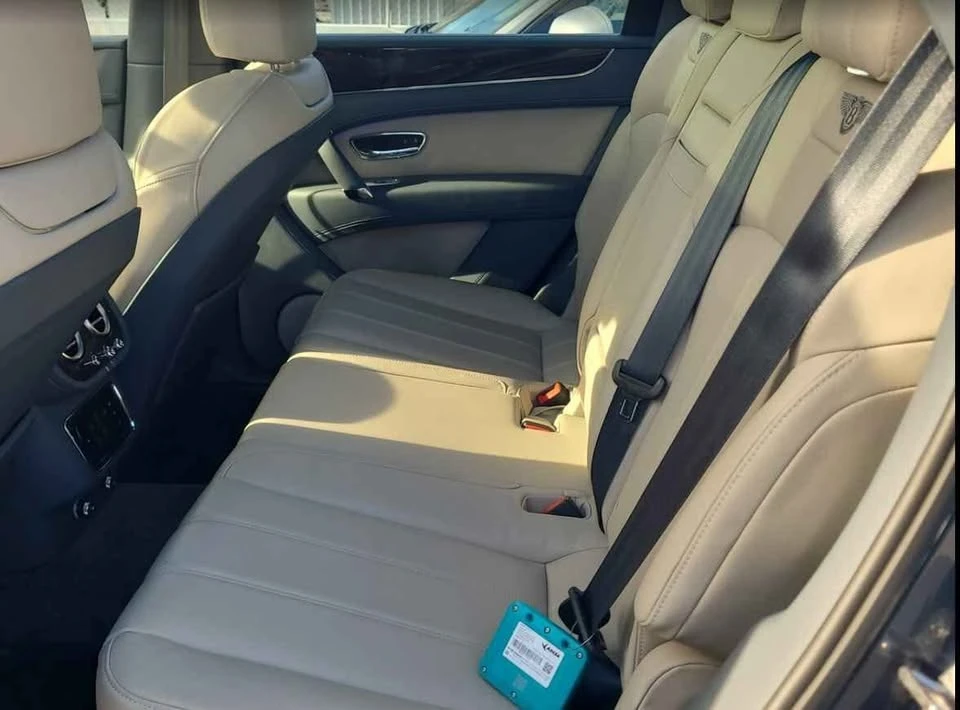 2019 Bentley Bentayga - Image 3 of 5