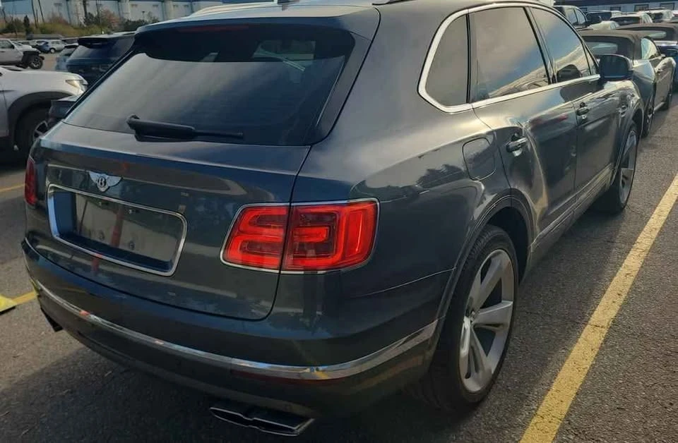2019 Bentley Bentayga - Image 4 of 5