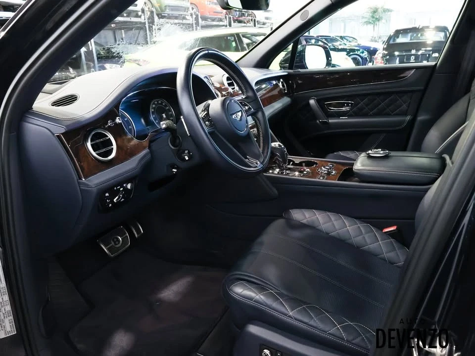 2019 Bentley Bentayga - Image 16 of 20