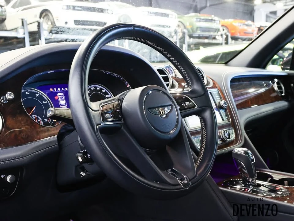 2019 Bentley Bentayga - Image 18 of 20