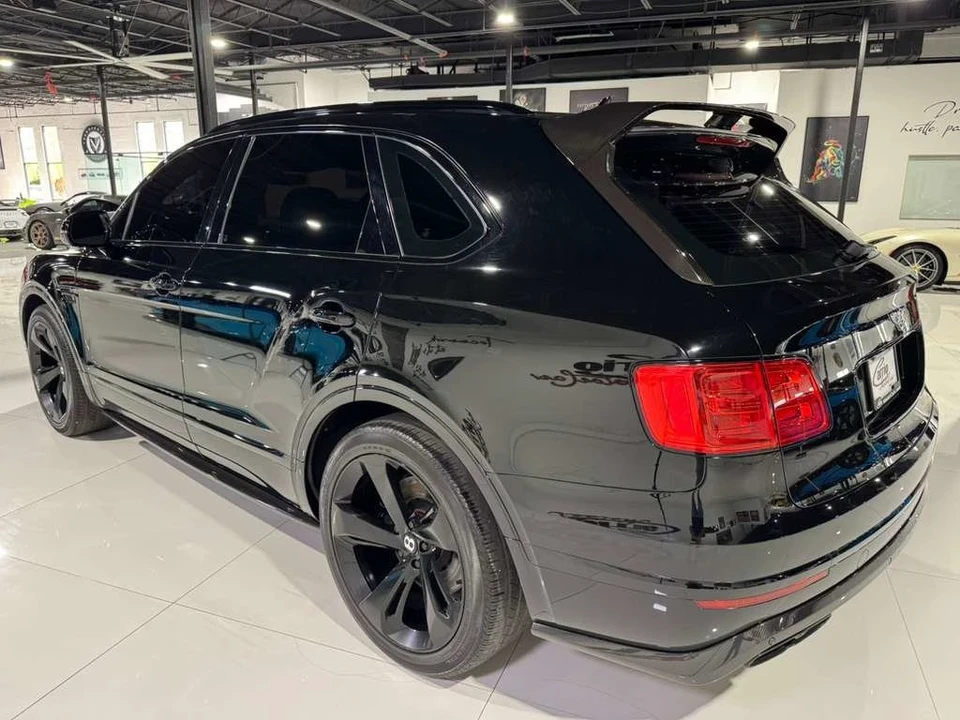 2019 Bentley Bentayga - Image 5 of 12