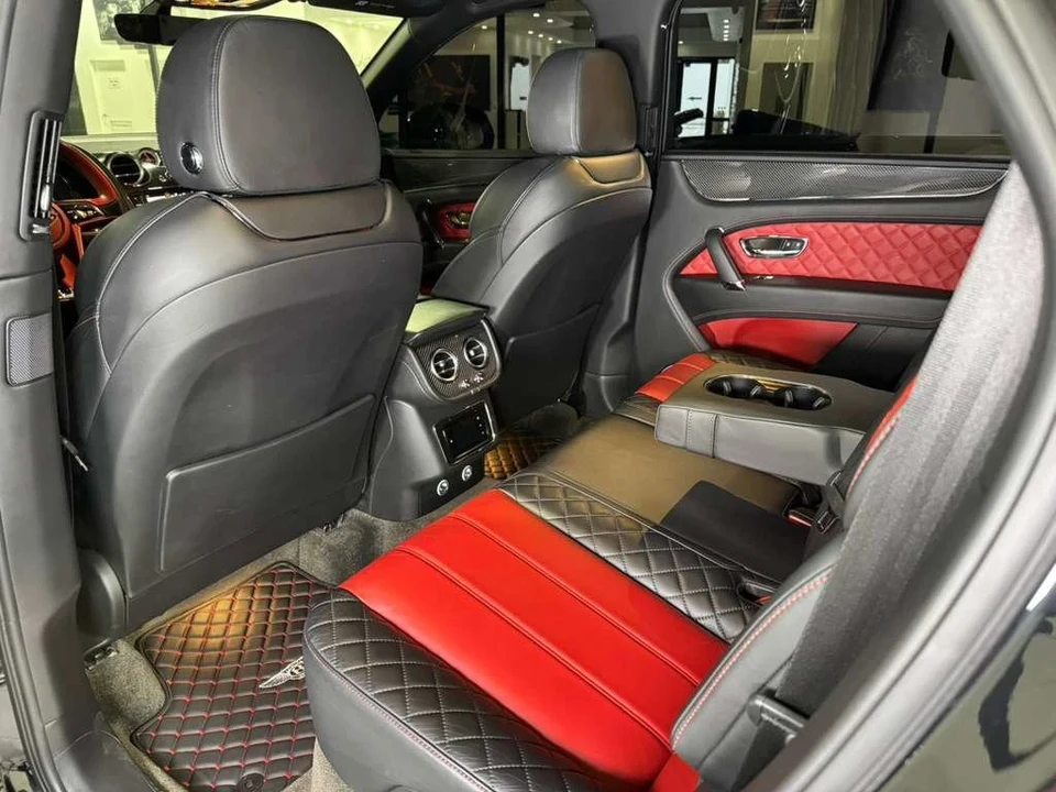 2019 Bentley Bentayga - Image 11 of 12
