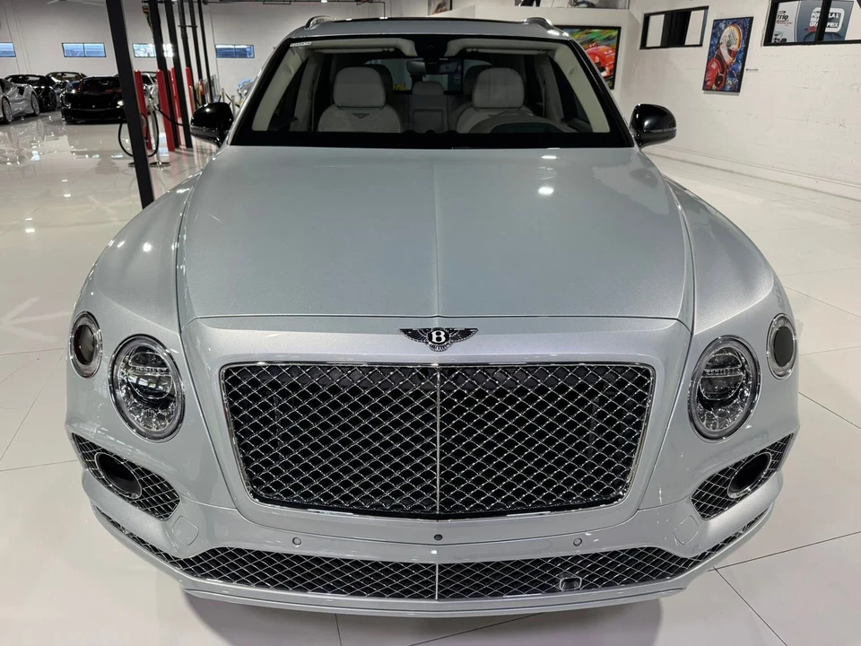 2019 Bentley Bentayga - Image 2 of 12
