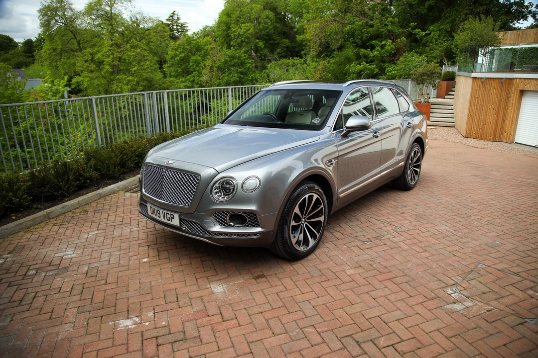 2019 Bentley Bentayga - Image 3 of 6