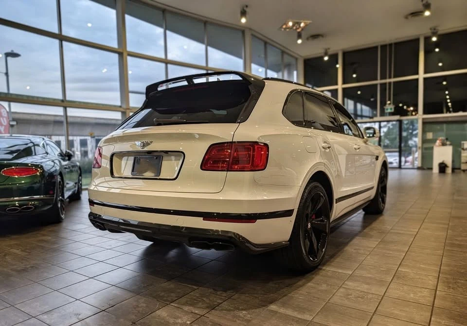 2019 Bentley Bentayga - Image 18 of 19