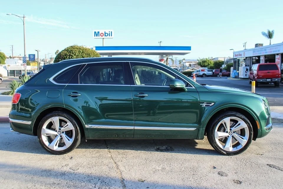 2019 Bentley Bentayga - Image 7 of 20