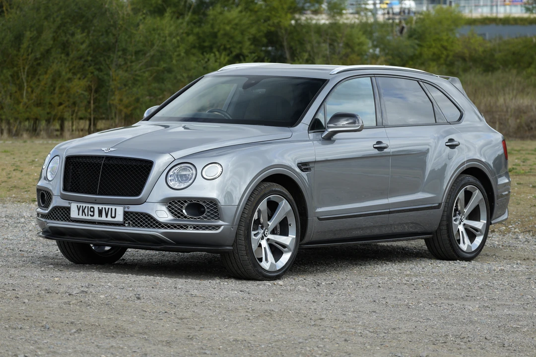 2019 Bentley Bentayga - Image 13 of 28