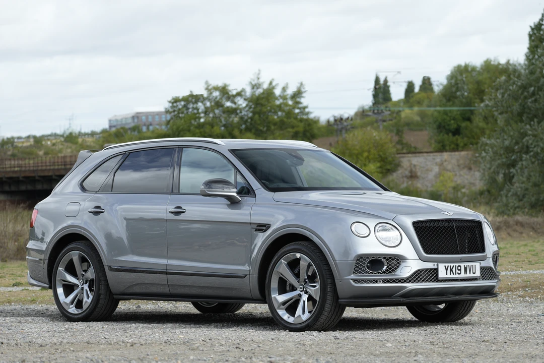 2019 Bentley Bentayga - Image 15 of 28