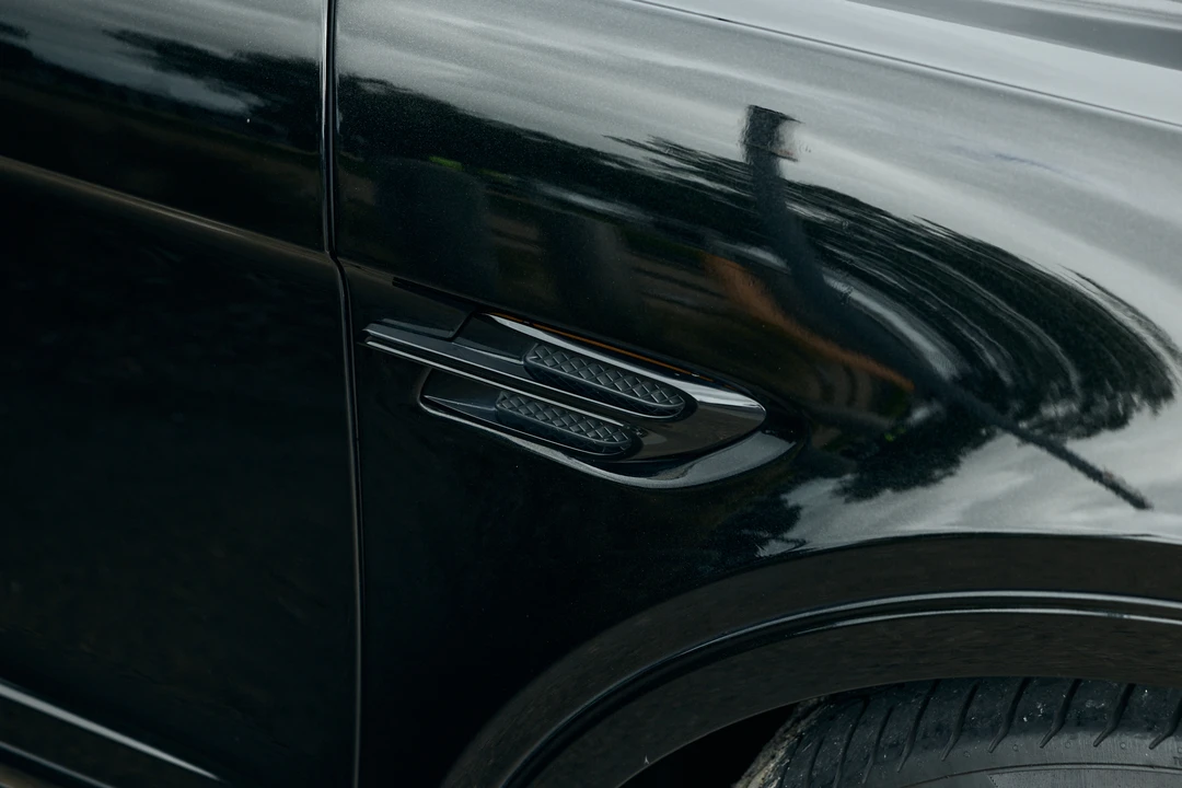 2019 Bentley Bentayga - Image 14 of 31