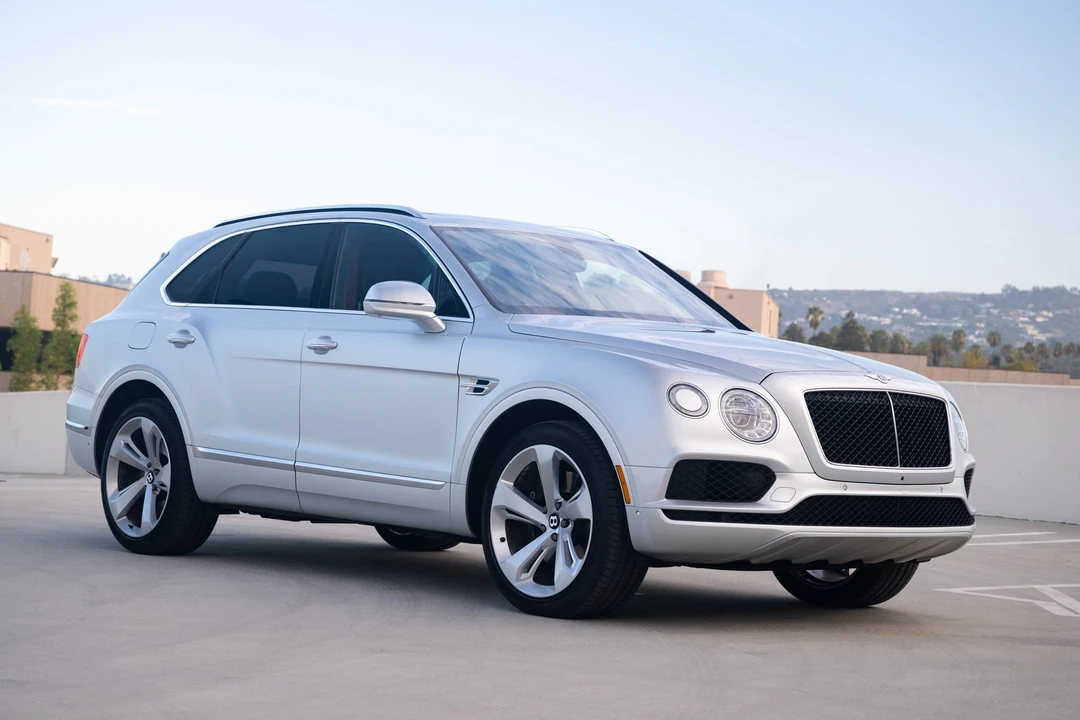 2019 Bentley Bentayga - Image 10 of 31