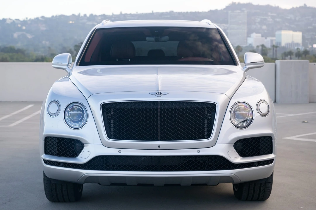2019 Bentley Bentayga - Image 7 of 31