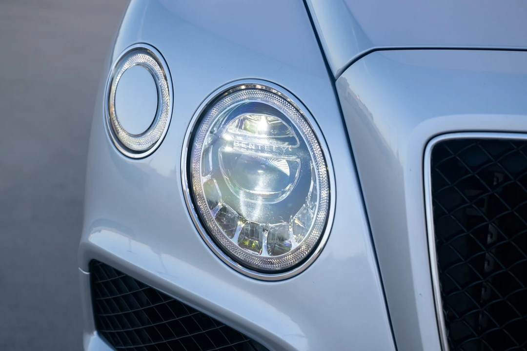 2019 Bentley Bentayga - Image 25 of 31