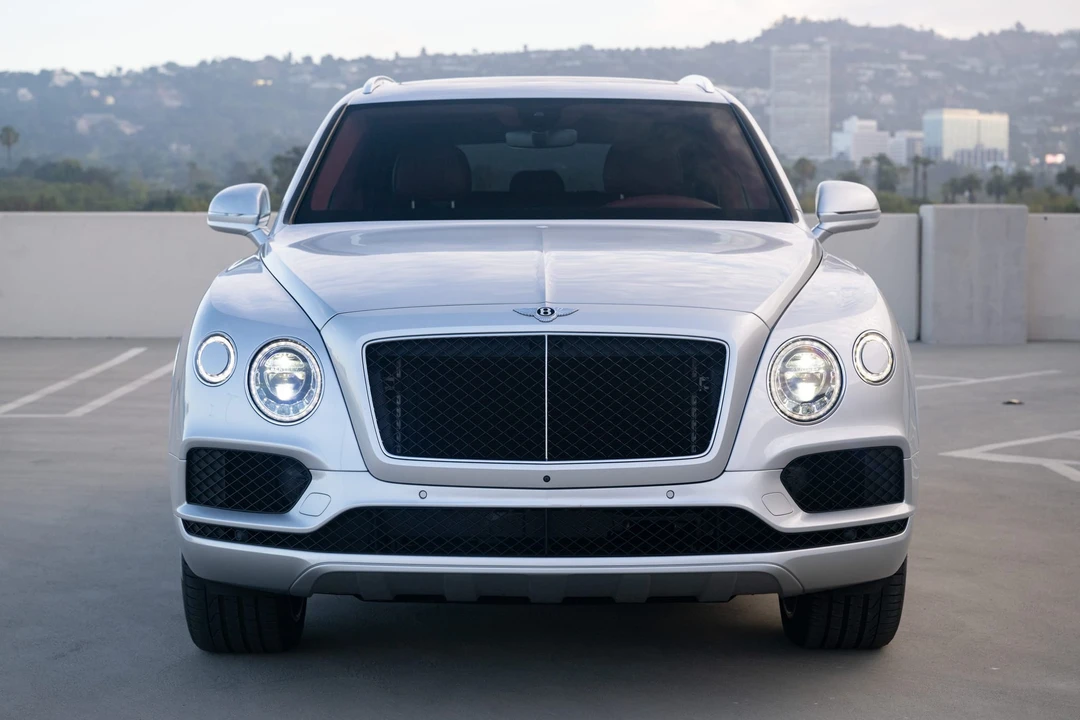 2019 Bentley Bentayga - Image 8 of 31