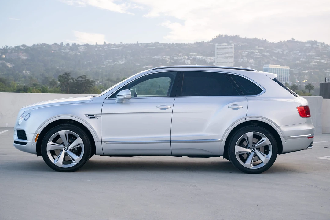 2019 Bentley Bentayga - Image 19 of 31