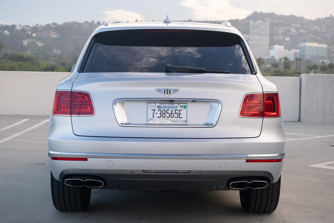 2019 Bentley Bentayga - Image 15 of 31