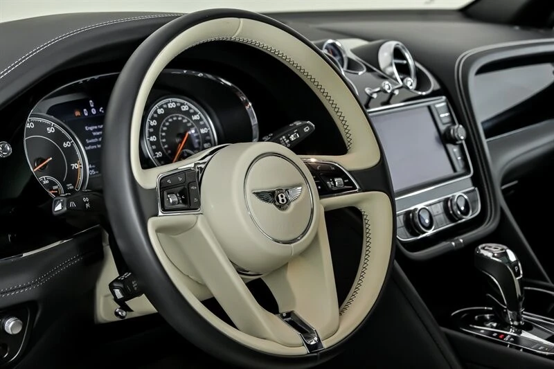 2019 Bentley Bentayga - Image 24 of 31