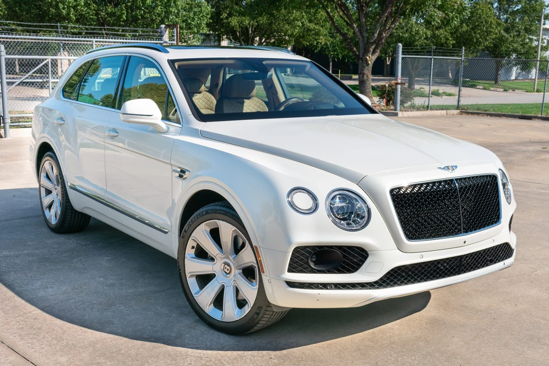 2019 Bentley Bentayga - Image 9 of 31