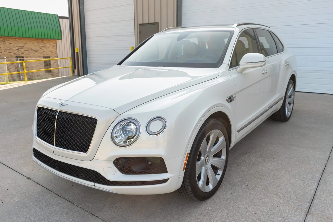 2019 Bentley Bentayga - Image 3 of 31