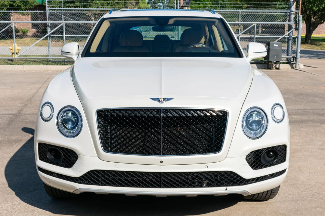 2019 Bentley Bentayga - Image 11 of 31