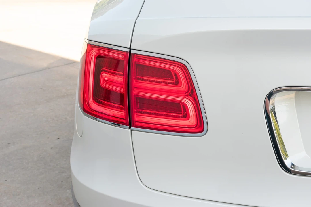 2019 Bentley Bentayga - Image 21 of 31