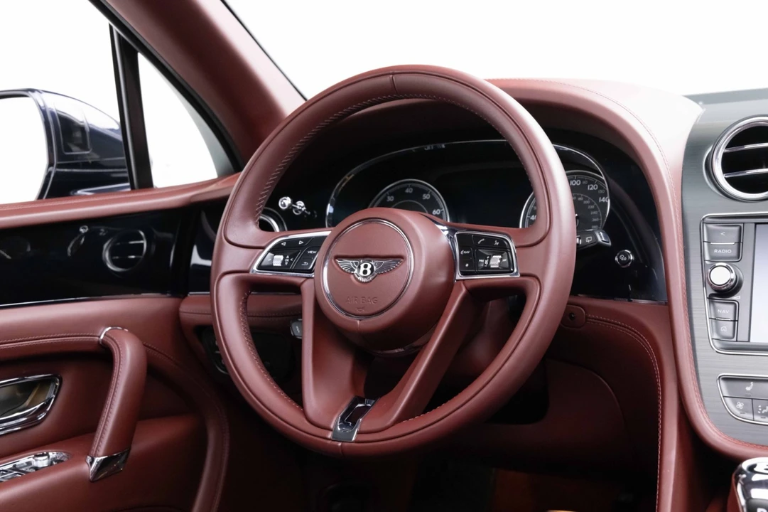 2019 Bentley Bentayga - Image 10 of 31