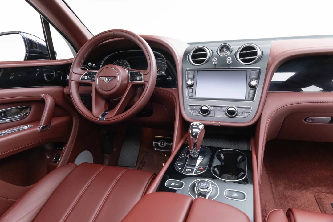 2019 Bentley Bentayga - Image 12 of 31