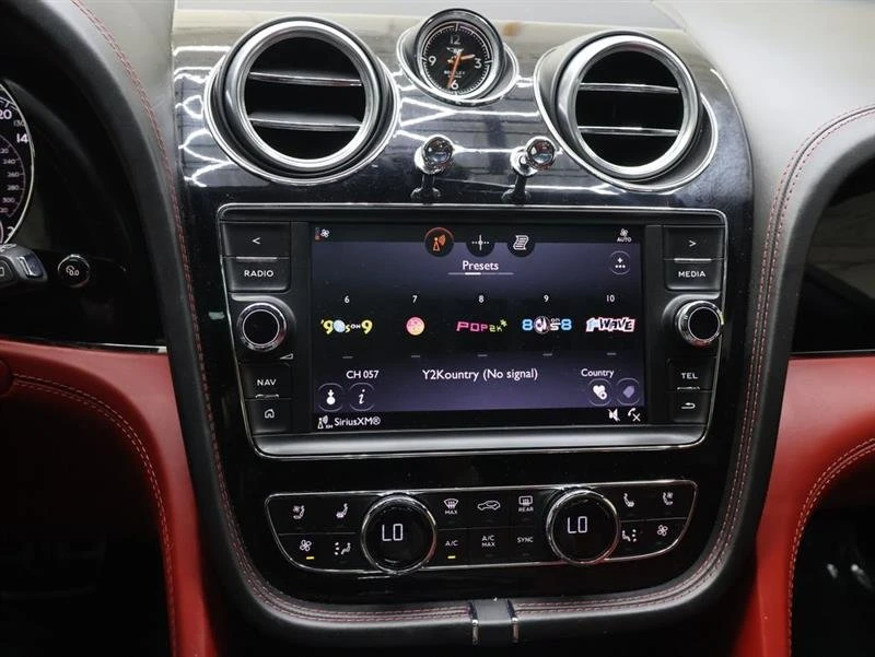 2019 Bentley Bentayga - Image 18 of 20