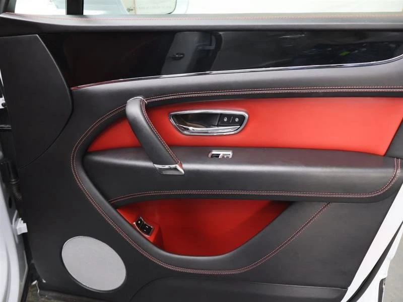 2019 Bentley Bentayga - Image 11 of 20