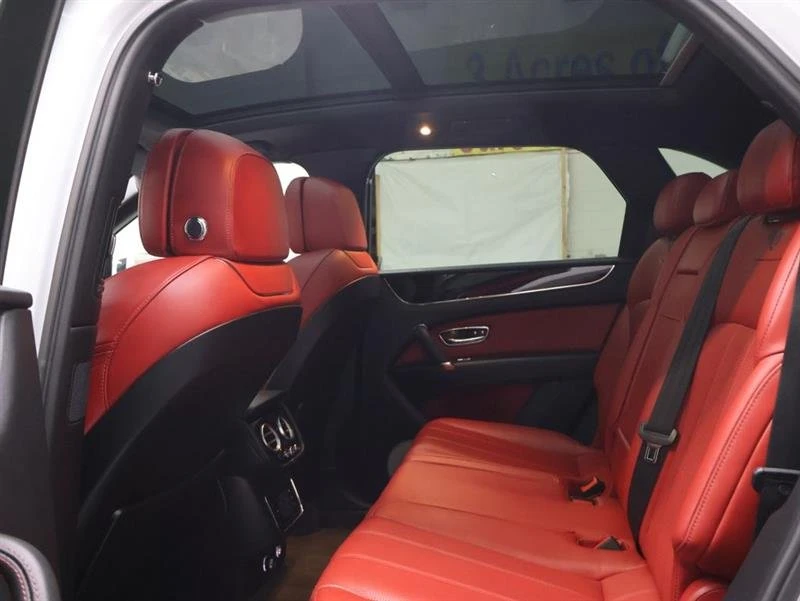 2019 Bentley Bentayga - Image 14 of 20