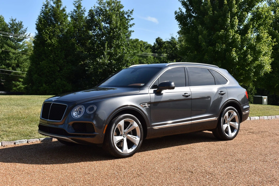 2019 Bentley Bentayga - Image 2 of 31