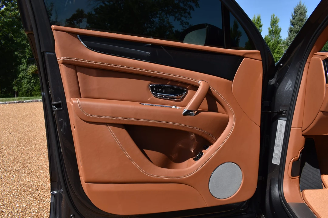 2019 Bentley Bentayga - Image 22 of 31