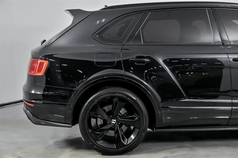 2019 Bentley Bentayga - Image 13 of 21