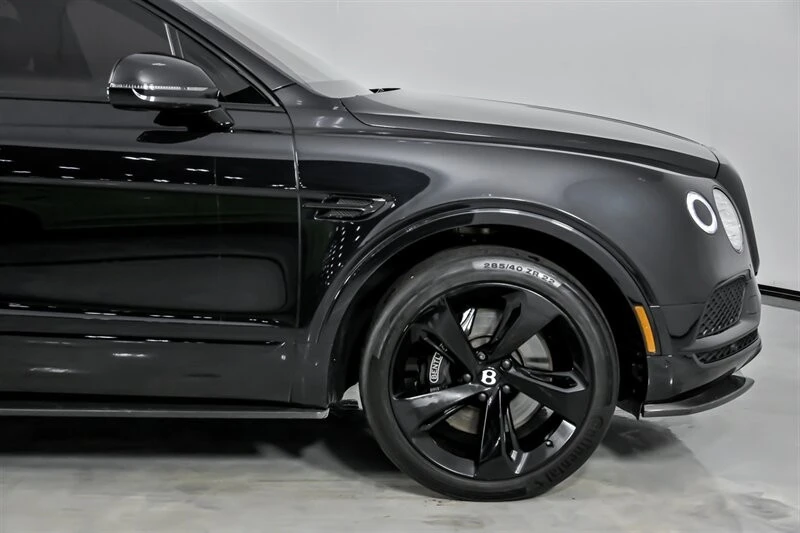 2019 Bentley Bentayga - Image 15 of 21