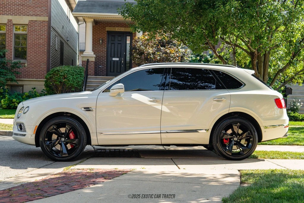 2019 Bentley Bentayga - Image 3 of 12