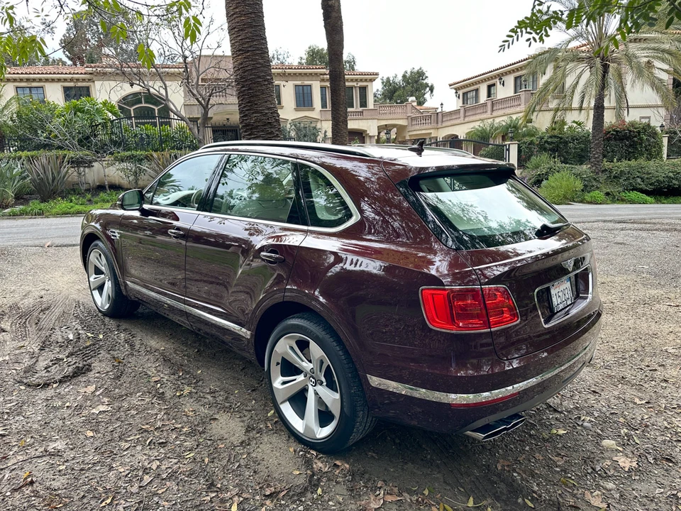 2019 Bentley Bentayga - Image 22 of 31