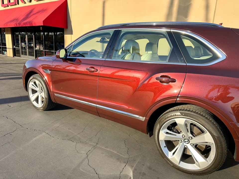 2019 Bentley Bentayga - Image 30 of 31