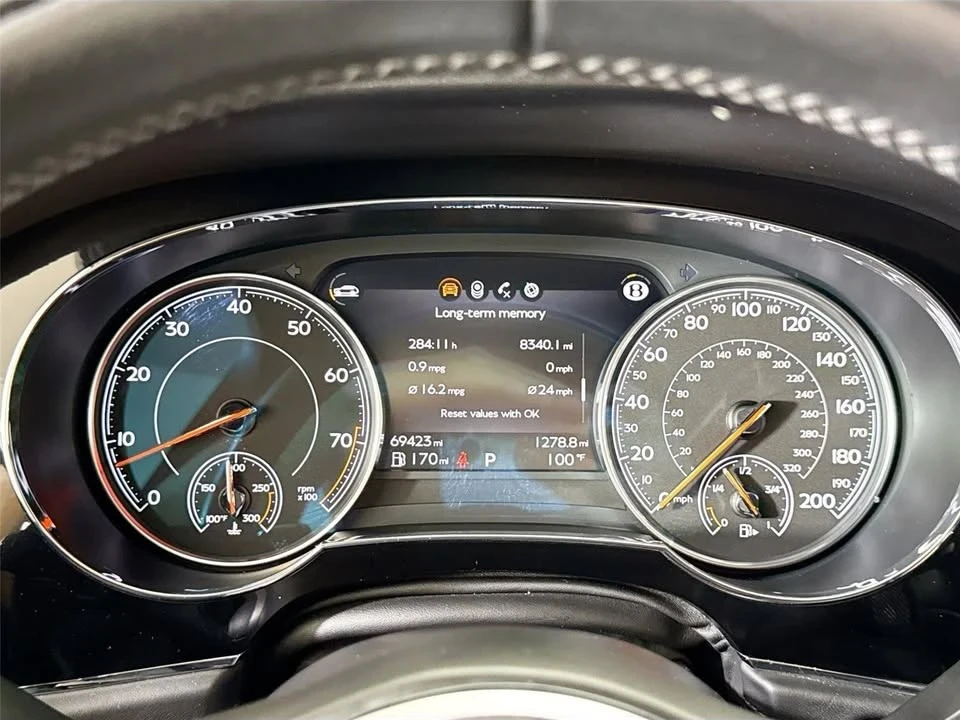 2019 Bentley Bentayga - Image 13 of 20