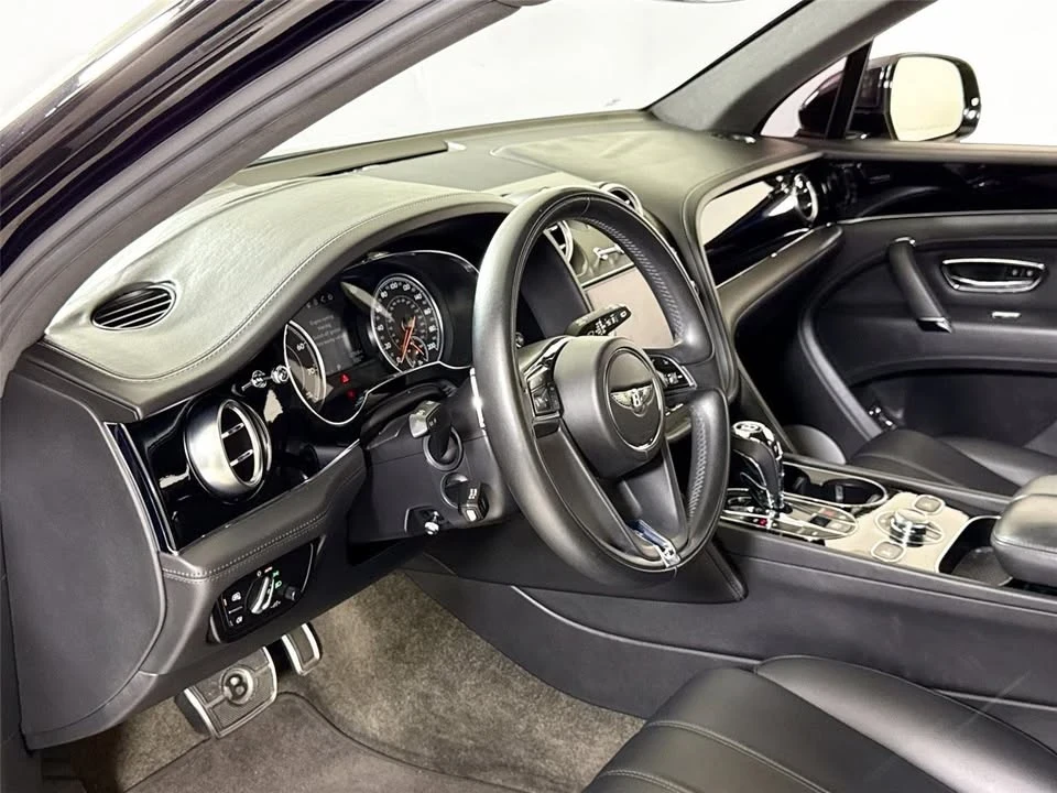 2019 Bentley Bentayga - Image 12 of 20