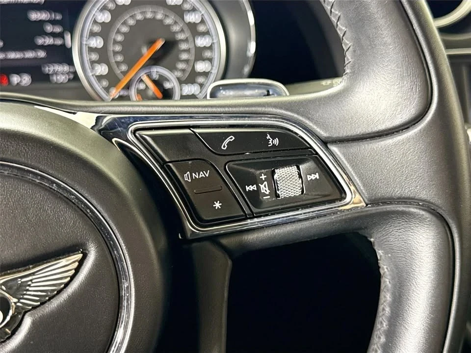 2019 Bentley Bentayga - Image 19 of 20